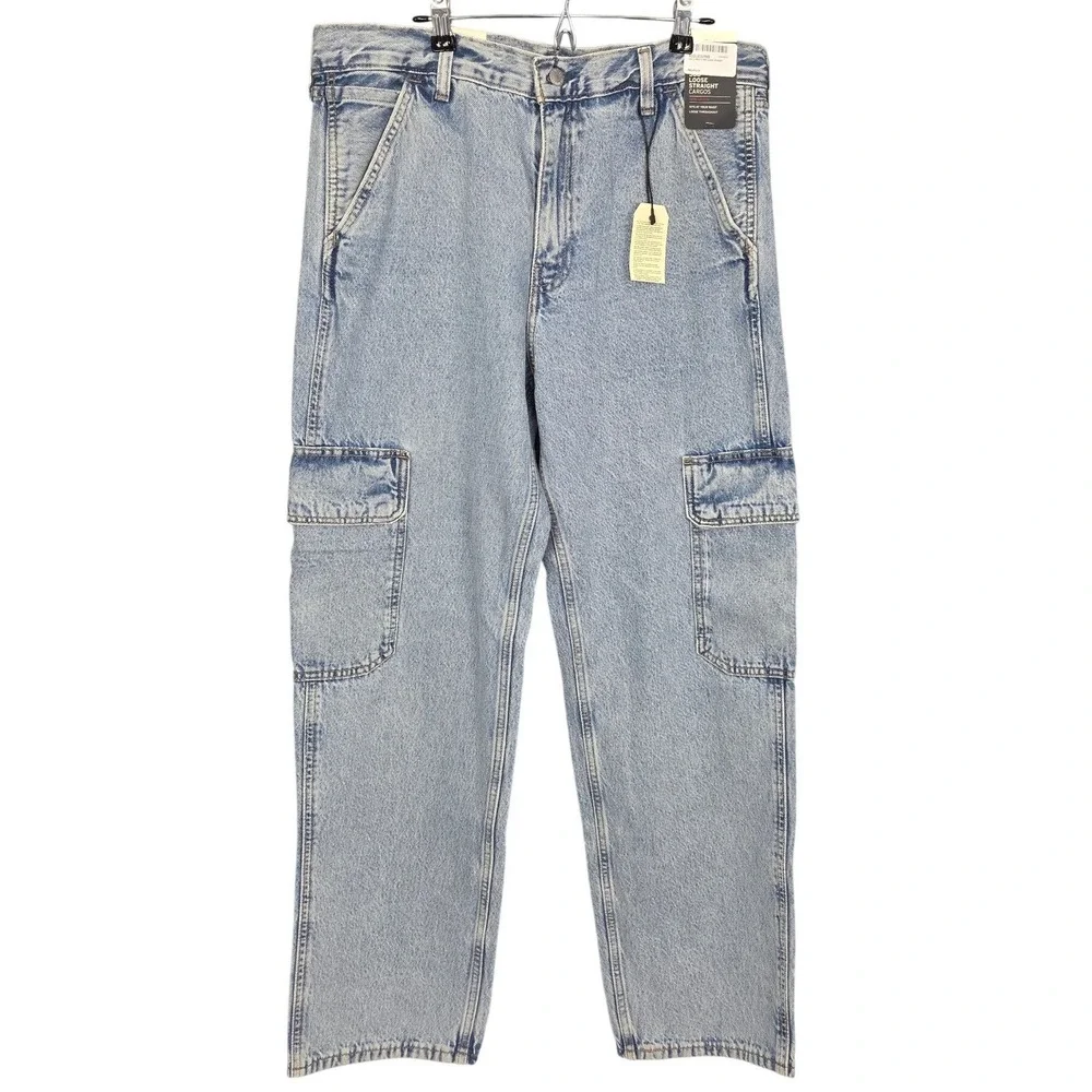 Levis 568 Cargo Jeans Men 32x32 Light Wash Blue Denim Loose Straight Utility NEW